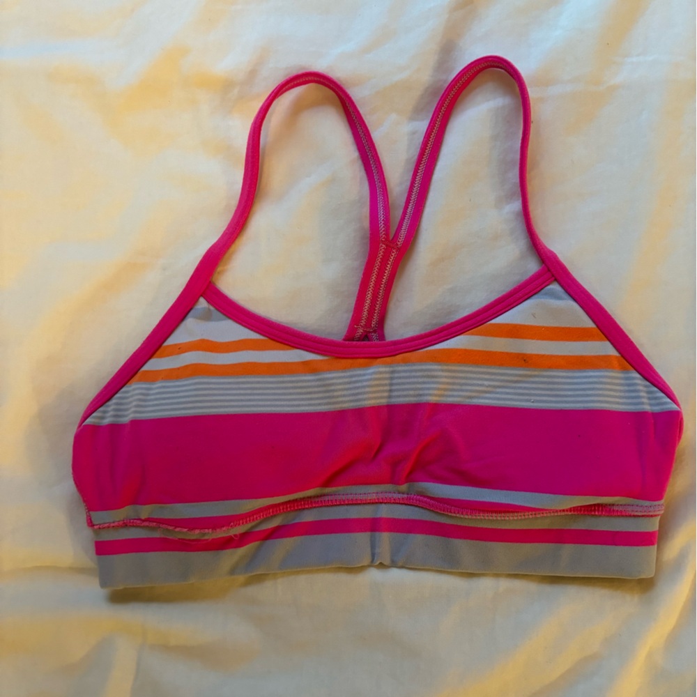 Lululemon sports bra